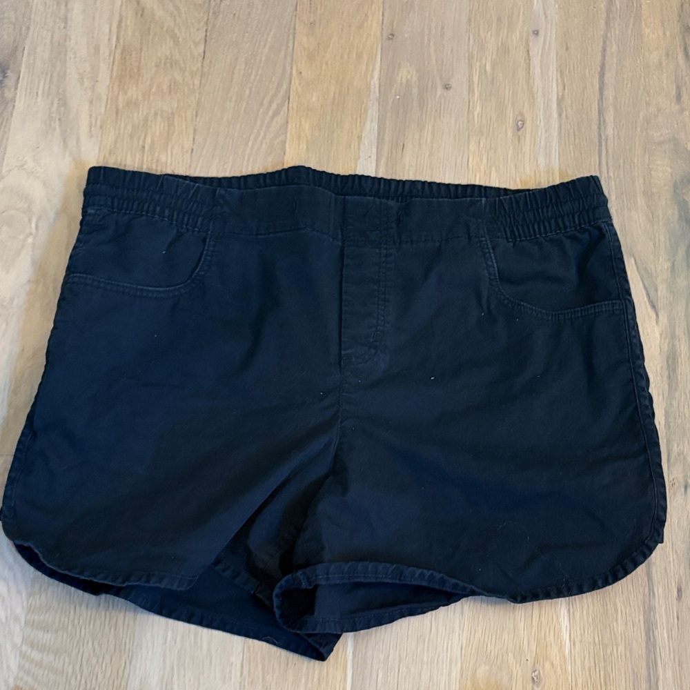Eddie Bauer Black Women's Shorts
